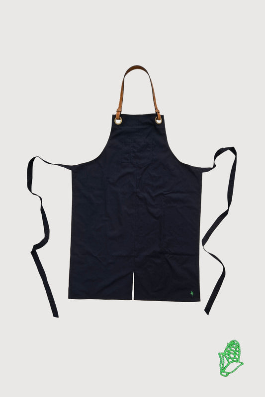 (Sample) Regent HK Cross Back Bib Apron with Fake Leather Strap APBI1012