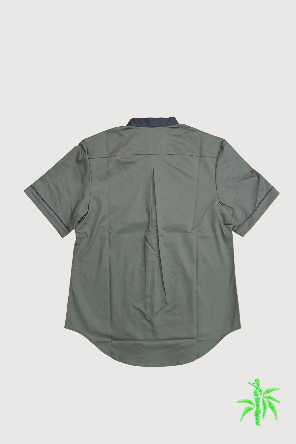 Male Mandarin Collar Short Sleeve Shirt with Waistcoat Hem MTB0070